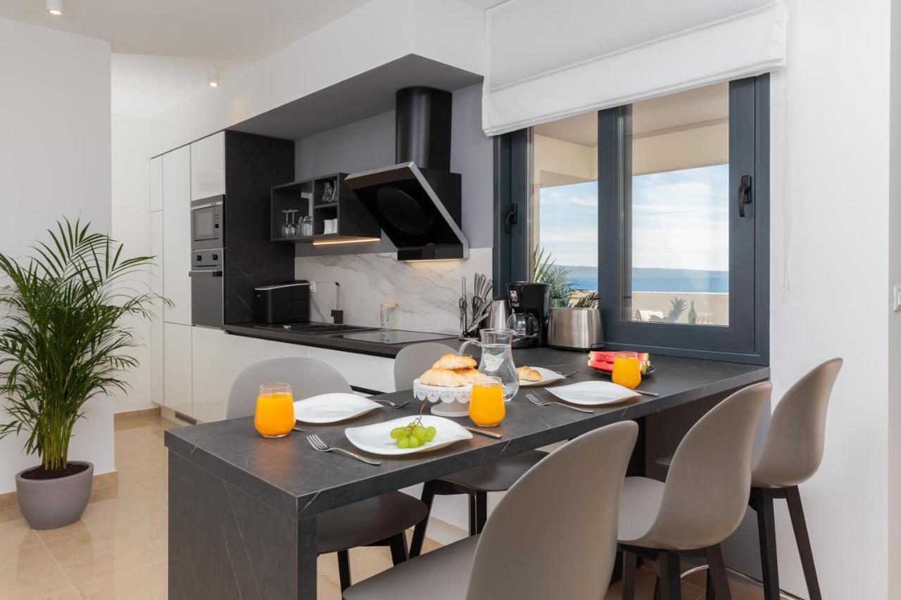 Villa Four Brothers - Penthouse Suite Podstrana Extérieur photo